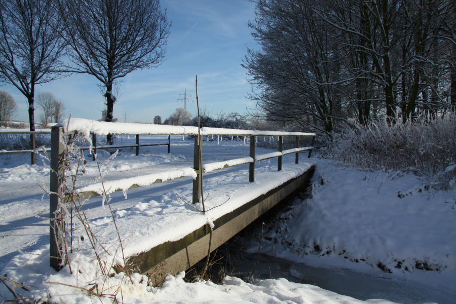 Gefrorene Brücke