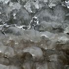 gefrorene Wasser Wellen