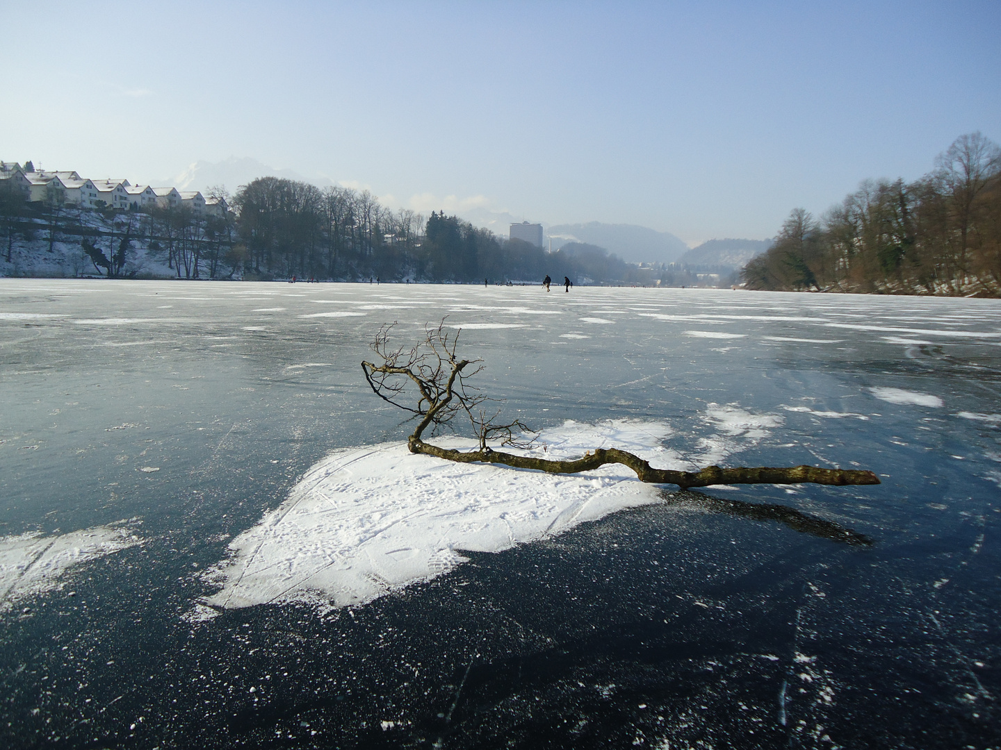 Gefrorener Rotsee - das gab's seit 26 Jahren nicht mehr