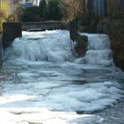 **** Gefrorener Wasserfall im Dorfbach ****