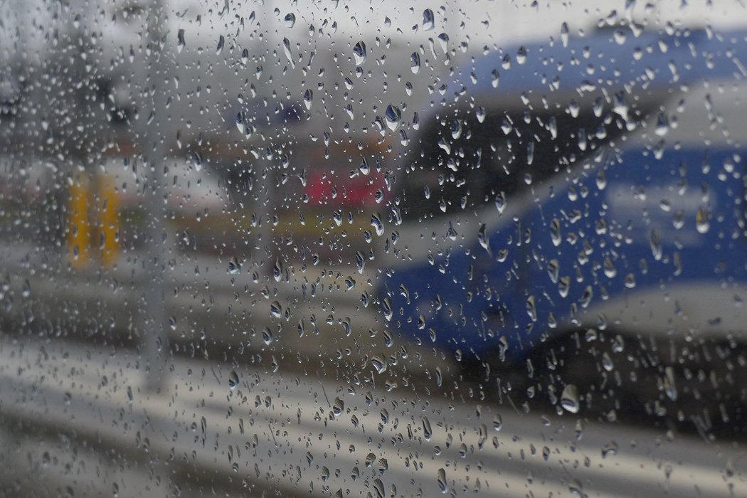 Gegen den Regen ankommen