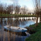 gegen Nachmittag am Kanal