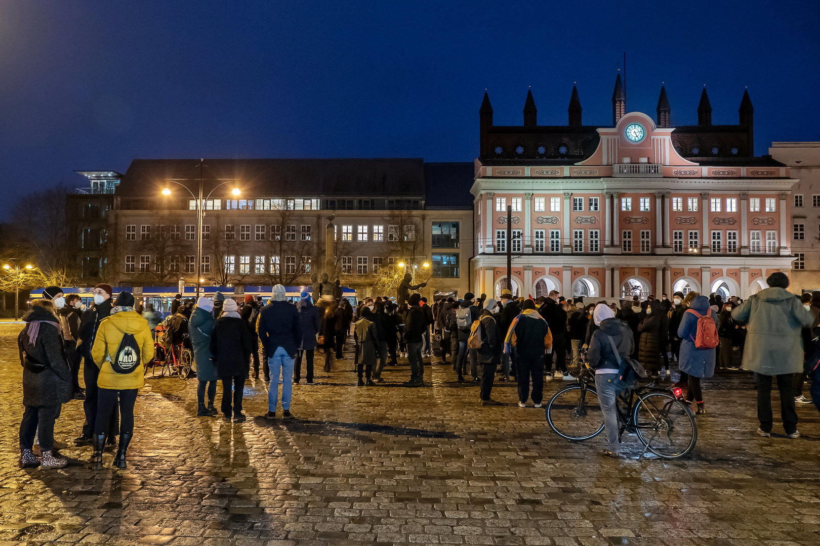 Gegendemo verlief solidarisch und störungsfrei