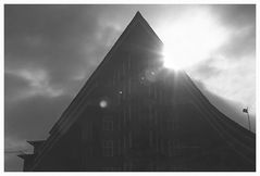 Gegenlicht (2)  -  Chilehaus, Hamburg