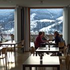 Gegenlichtaufnahme in der Cafeteria Kirchfeld in Horw / es ist keine HDR Aufnahme