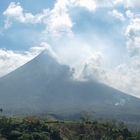 Gegenlichtpanorama des Mount Mayon