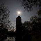 Gegenlichtstimmung am Hotelturm