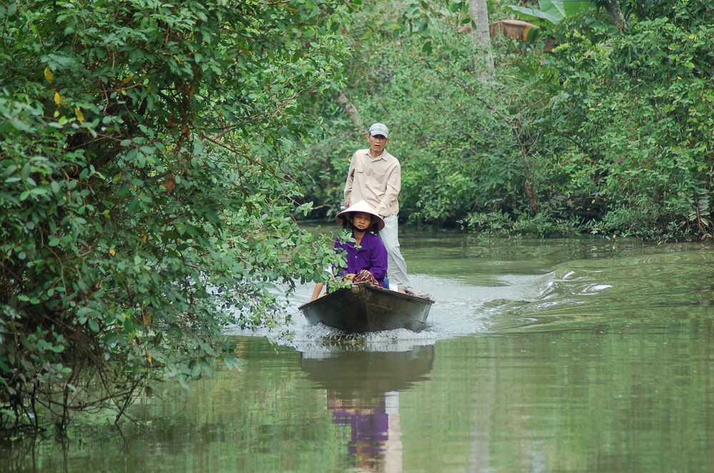 Gegenverkehr auf dem Mekong