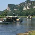 Gegenverkehr auf der Elbe