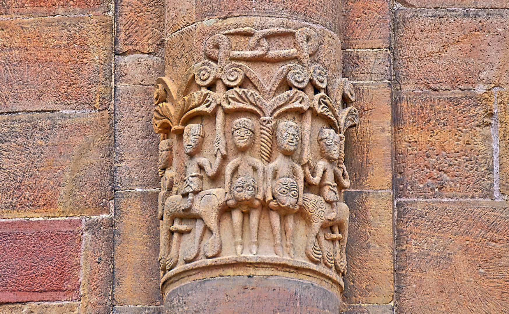 Geheimnisvolles Relief