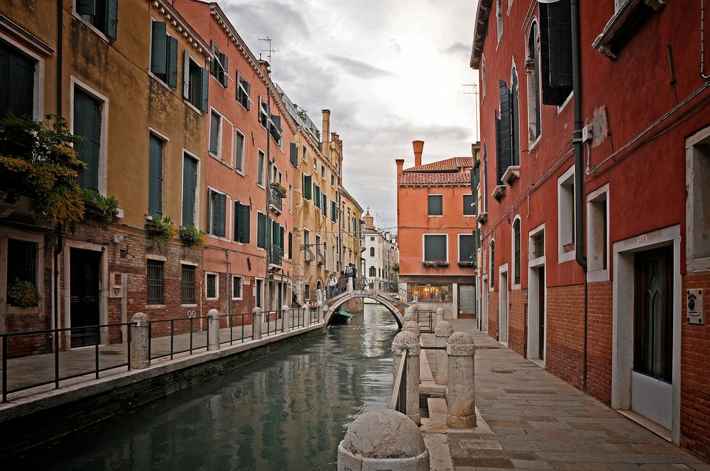 GEHEIMNISVOLLES VENEDIG