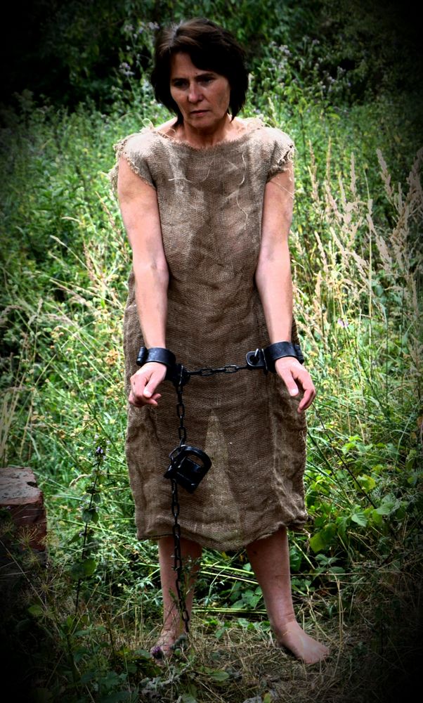 Gehen in Ketten Foto & Bild szene, historisch verkleidet, outdoor