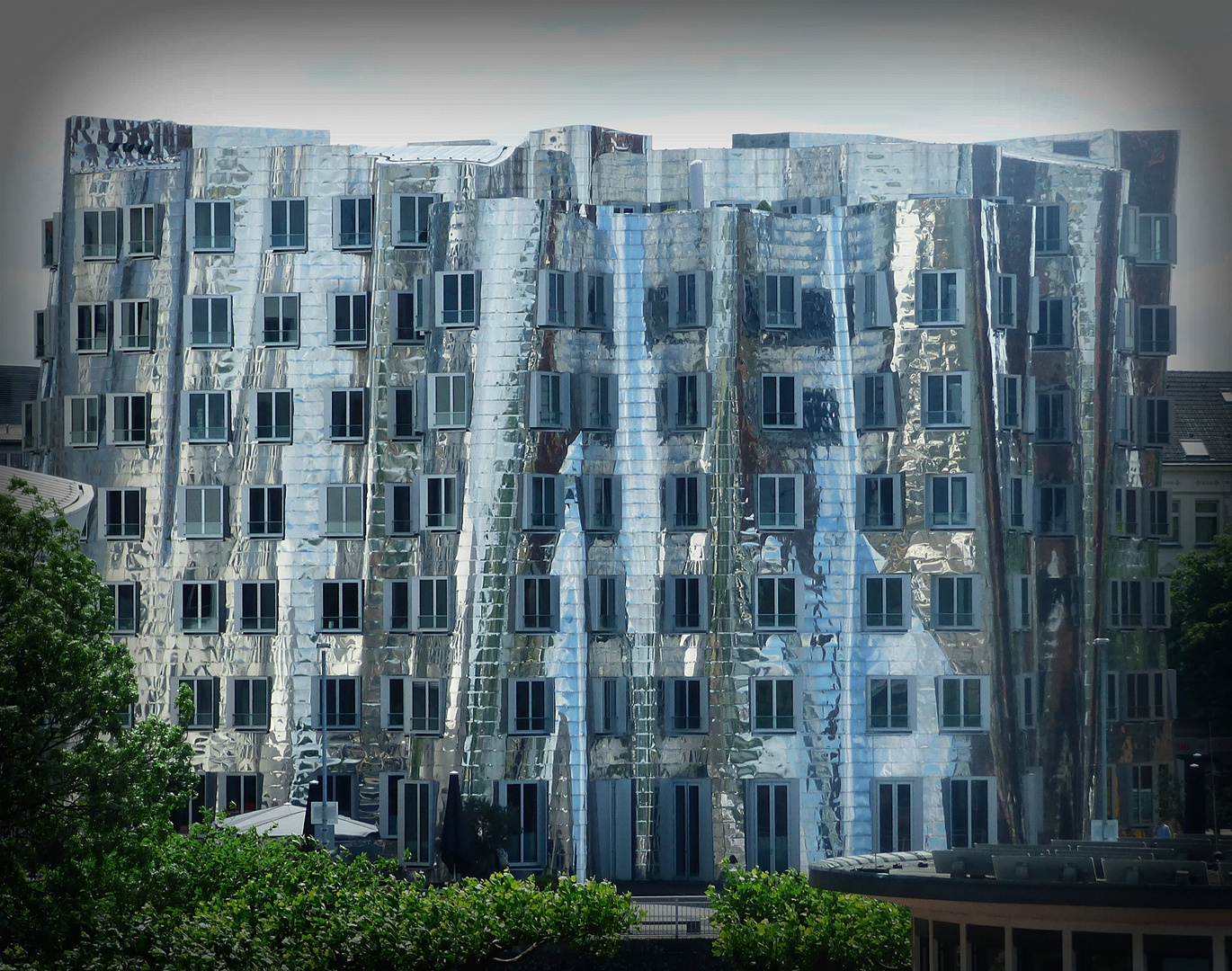 GEHRY-Bau Düsseldorf