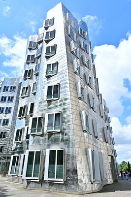 Gehry Bau Düsseldorf