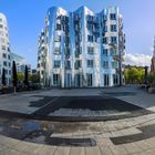 Gehry-Bauten im Düsseldorfer Medienhafen