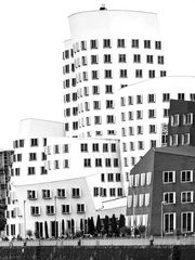 Gehry Bauten im Medienhafen, Düsseldorf