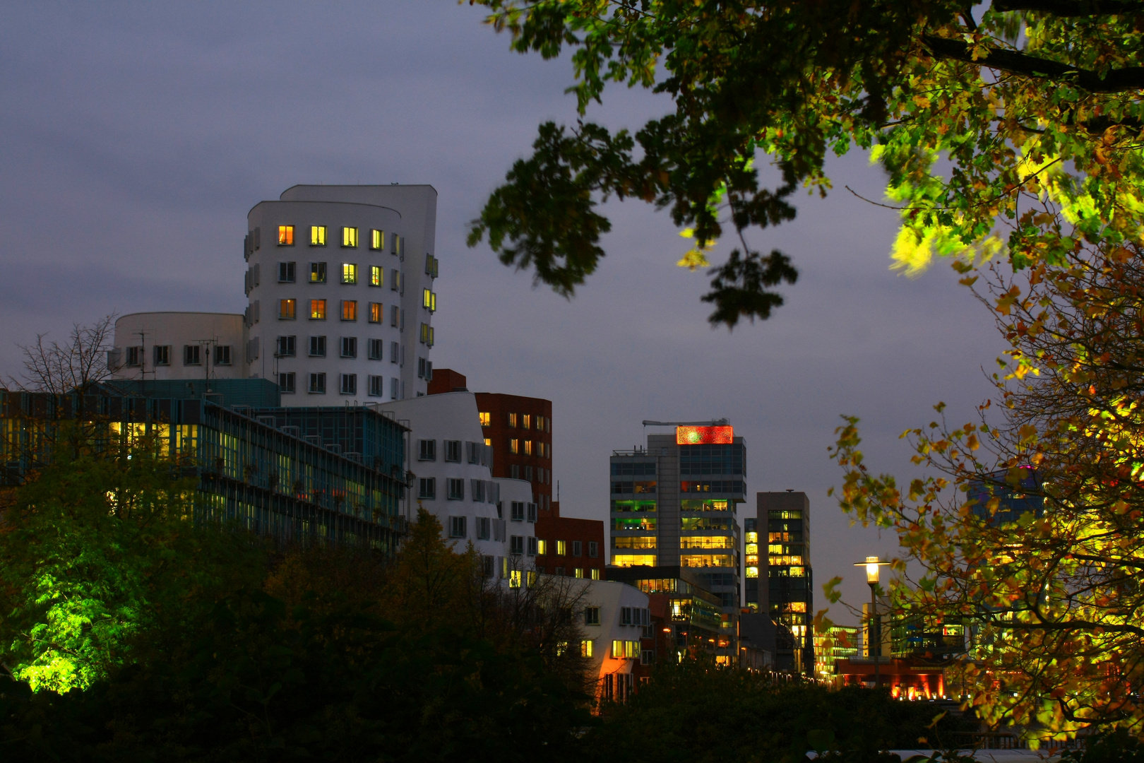 Gehry-Bauten in Düsseldorf ...