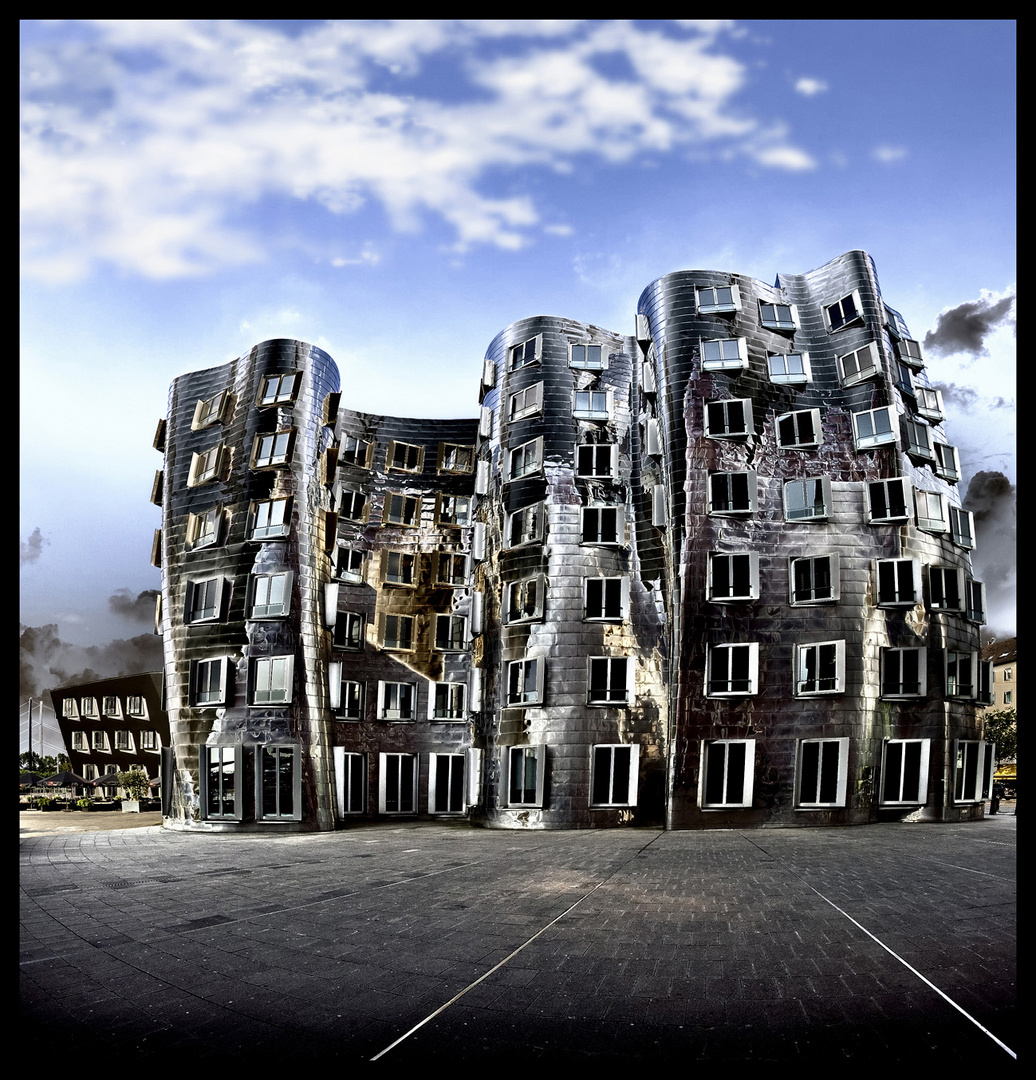 Gehry Bauten Medienhafen Düsseldorf