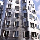 Gehry Gebäude Düsseldorf