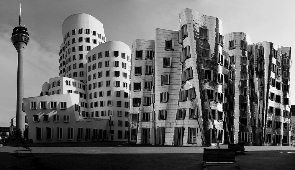 Gehry Gebäude - Medienhafen