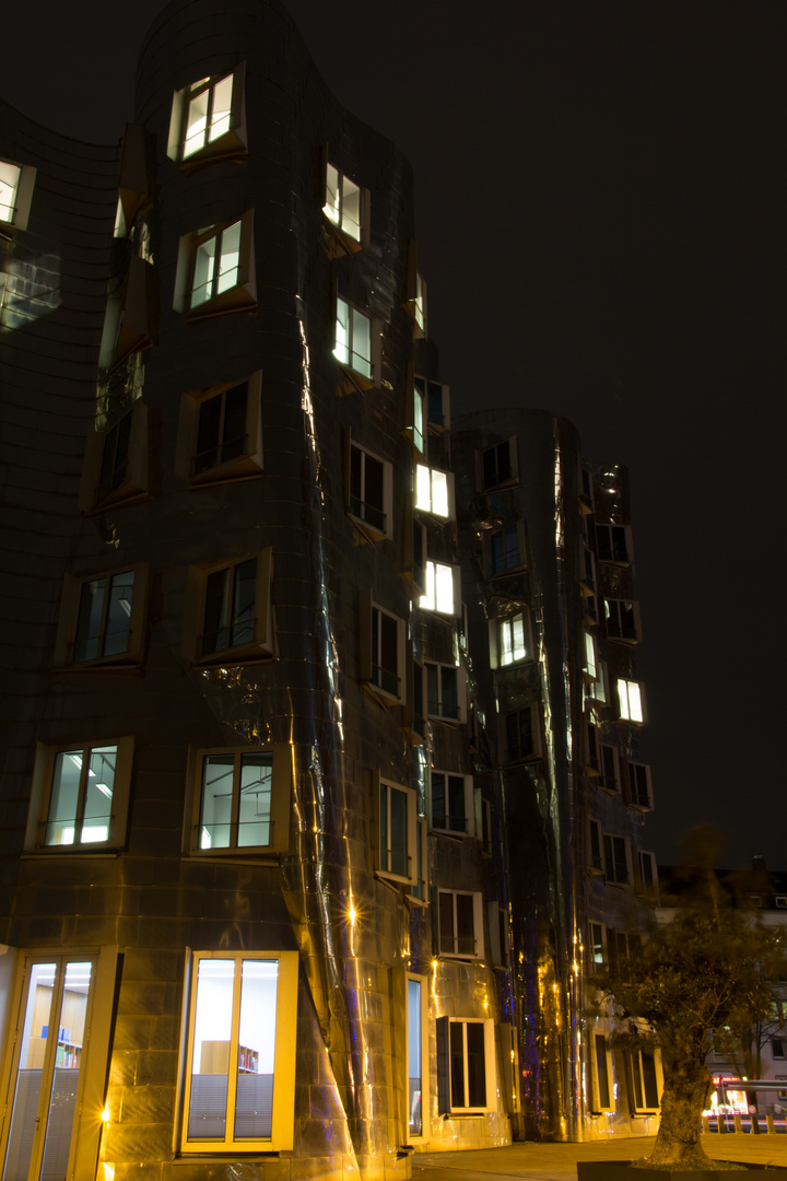 Gehry Häuser Medienhafen