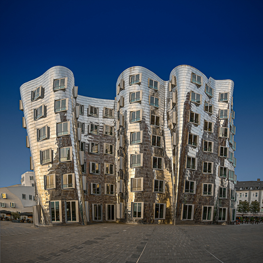 Gehry haus Düsseldorf
