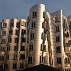 Gehry Haus im Düsseldorfer Hafen