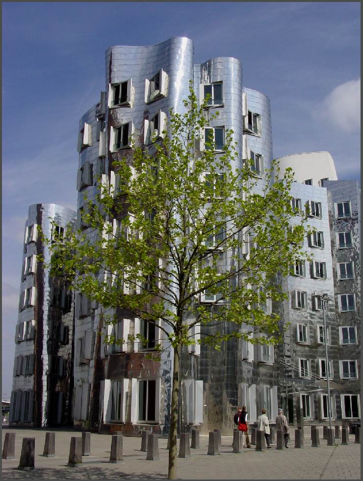 Gehry Haus im Medienhafen