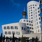 Gehry Haus und Rheinturm