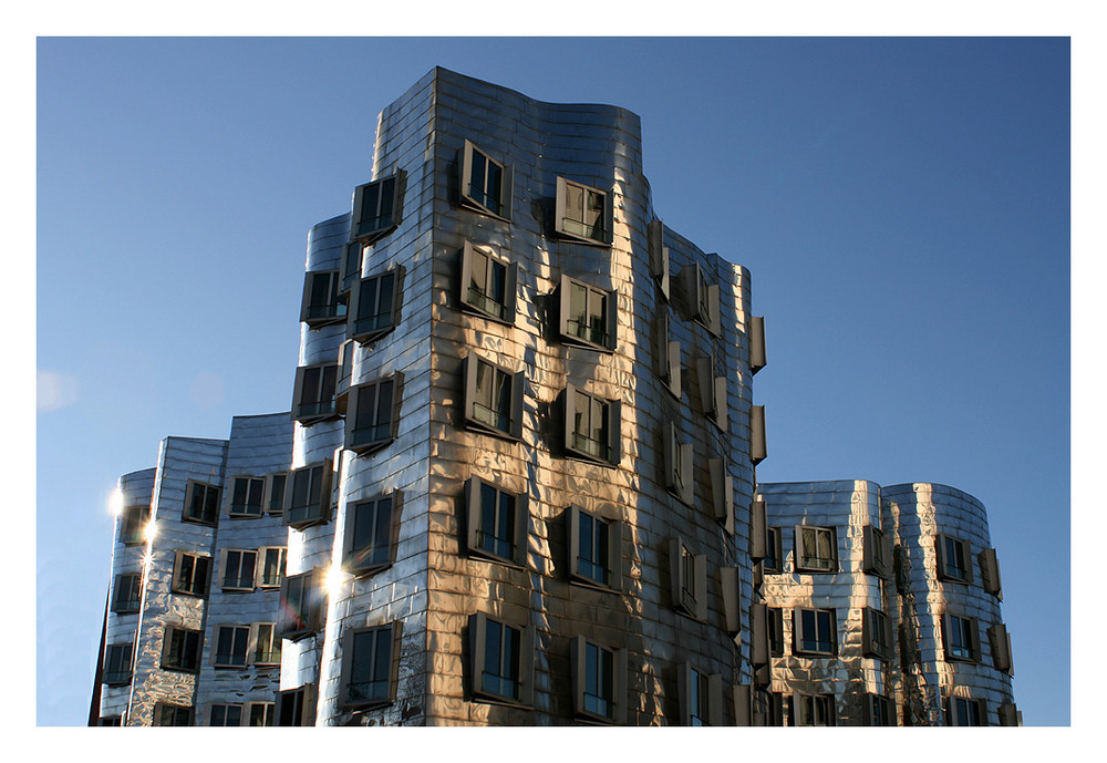 Gehry IX