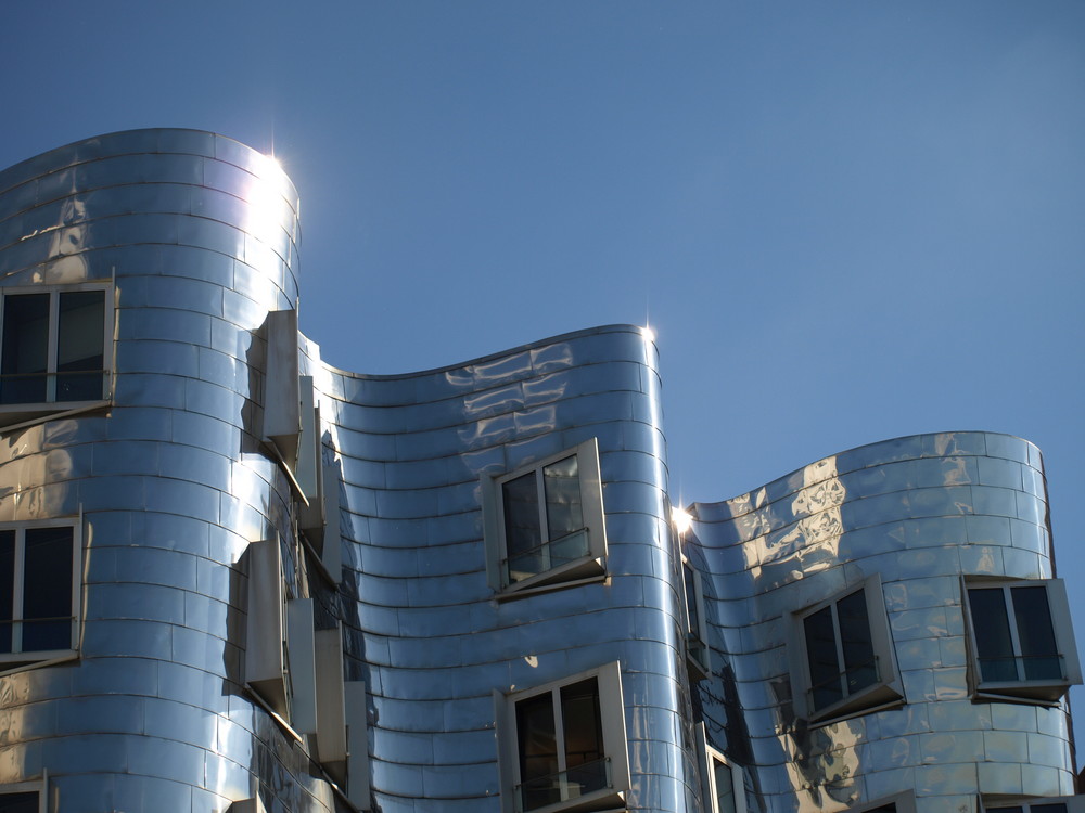 Gehry silver