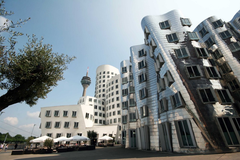 Gehrys Häuser im Medienhafen D.-dorf