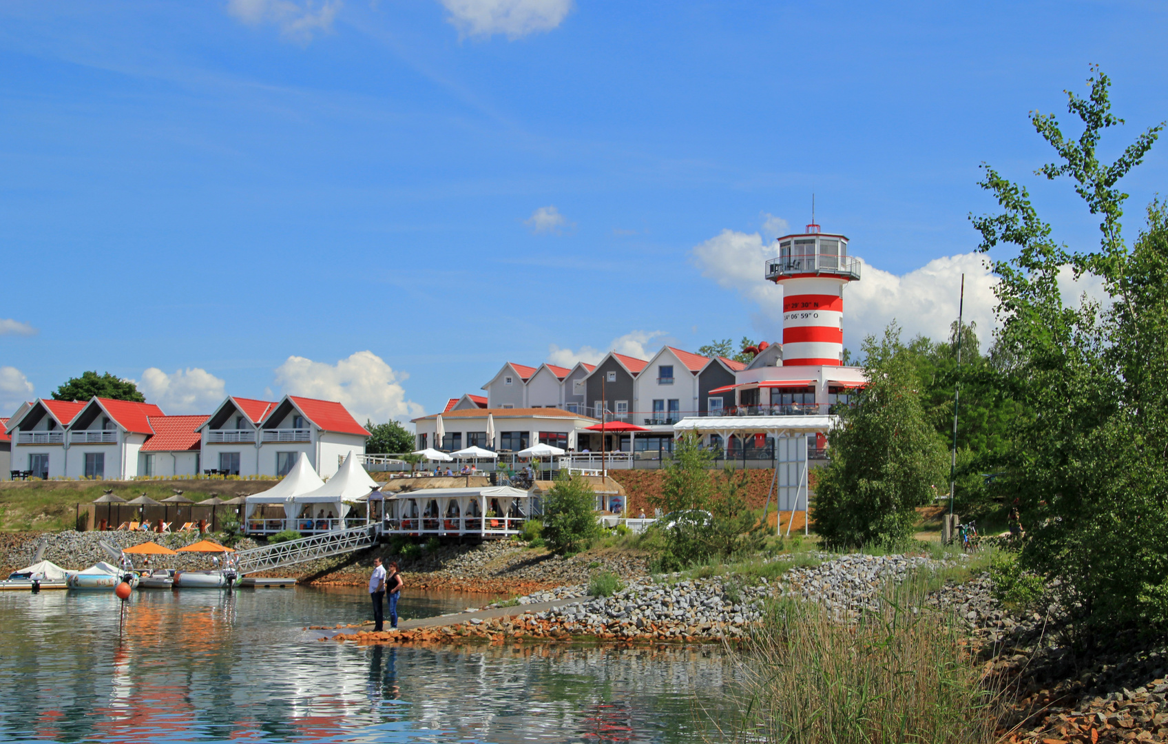 Geierswalder See bei Senftenberg und Hoyerswerda Der Leuchtturm Foto