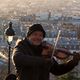 Geigenspieler beim Sonnenaufgang vor Sacre Coeur