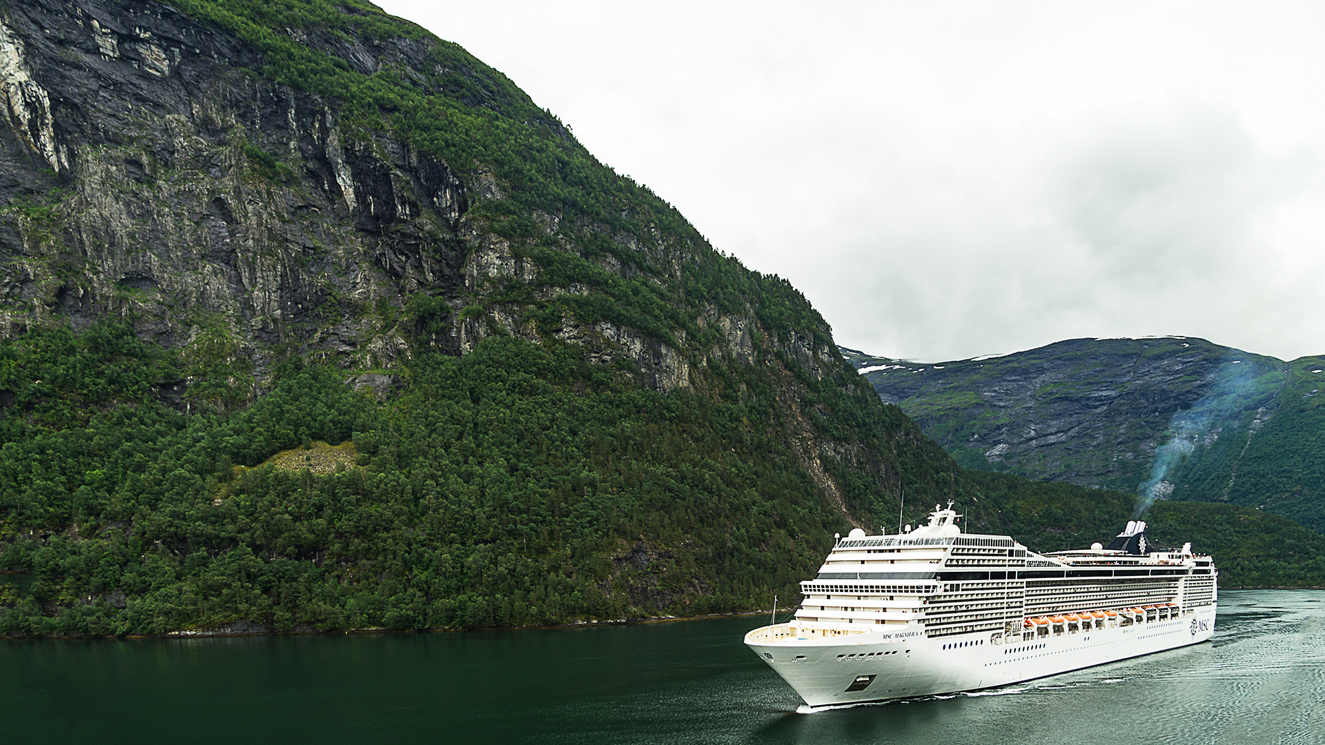 Geirangerfjord 02 ...