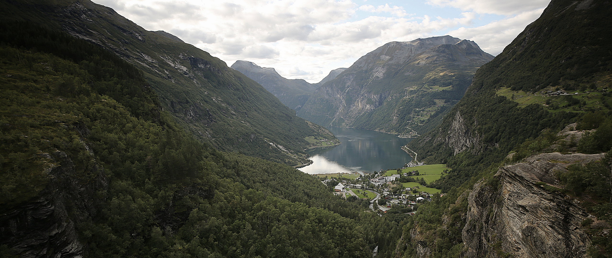 ***Geirangerfjord***