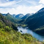 Geirangerfjord mit 3 Kreuzfahrtschiffen