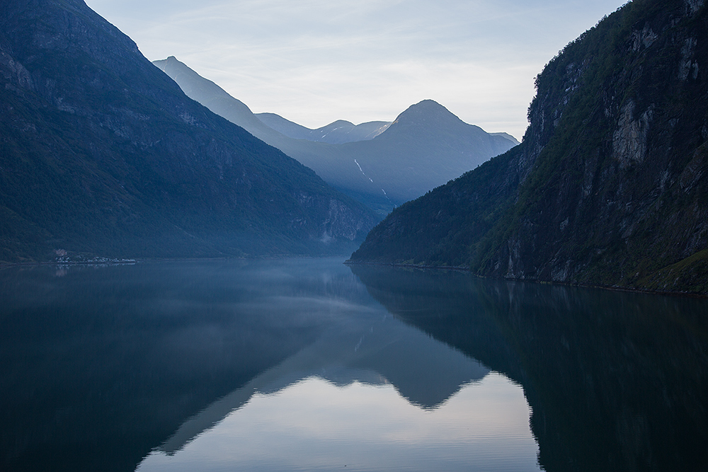 Geirangerfjord morgens in aller Herrgott Frühe