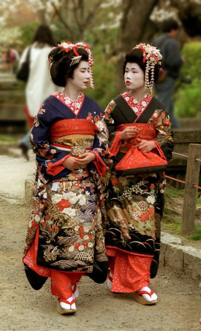 Geishas in Kyoto, Japan, reloaded