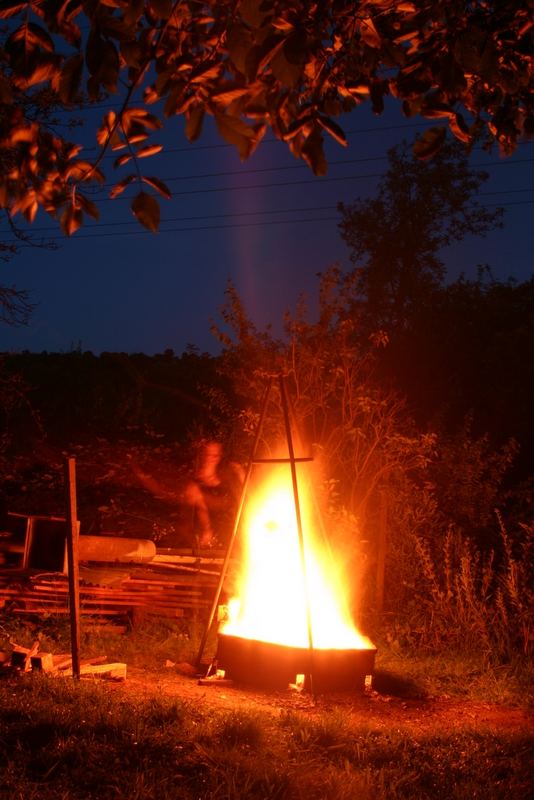 Geister am Lagerfeuer