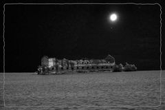 "Geister Haus im Wasser"