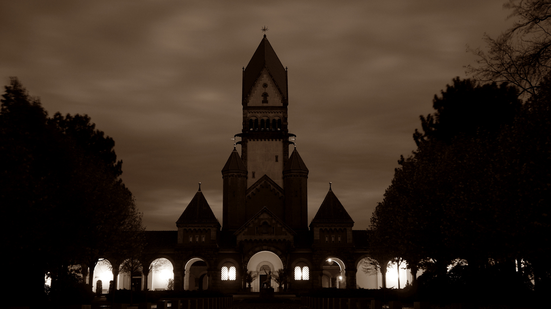 Geisterstunde auf dem Südfriedhof Leipzig