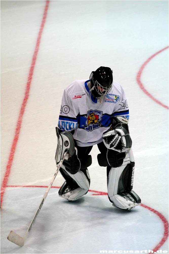 Geknickter Goalie