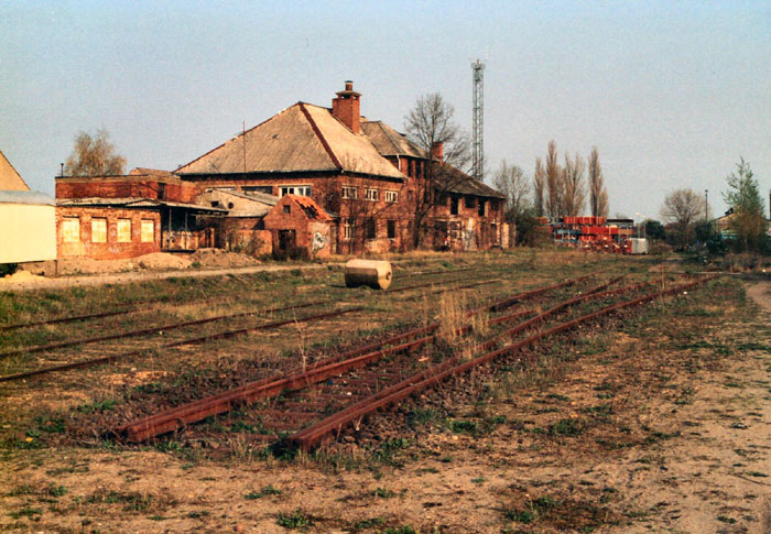 Gelände des früheren Kleinbahnhofs Salzwedel-Neustadt, 16.04.2004