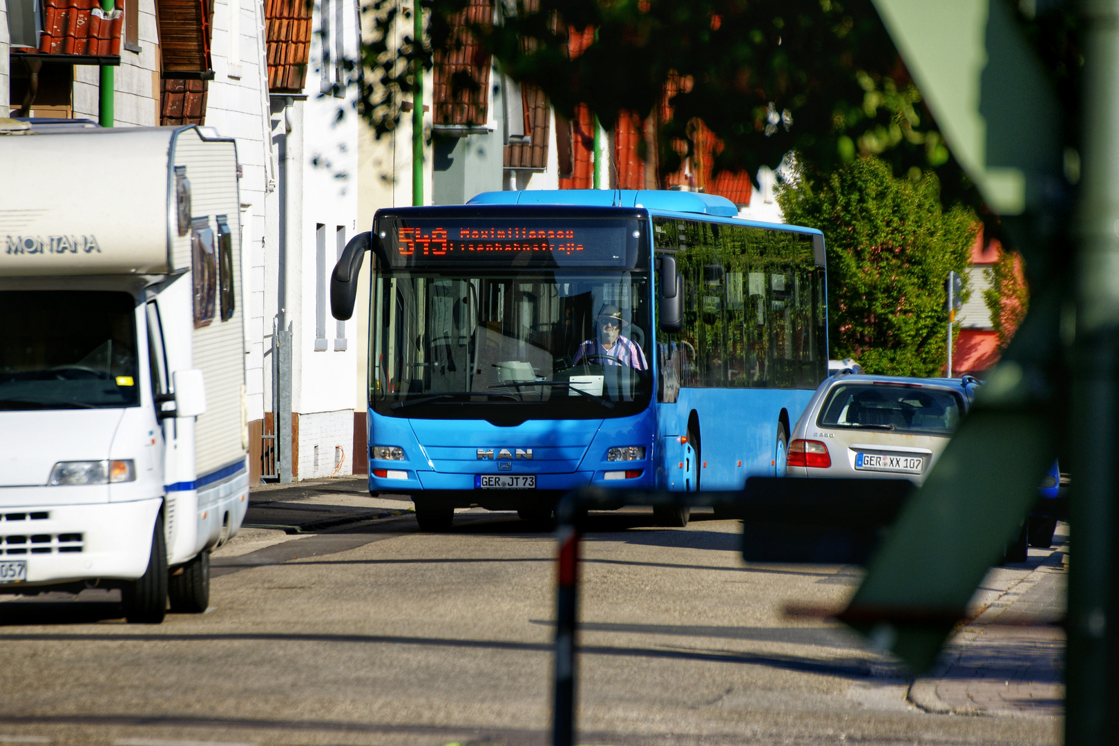 Gelangweilter Busfahrer