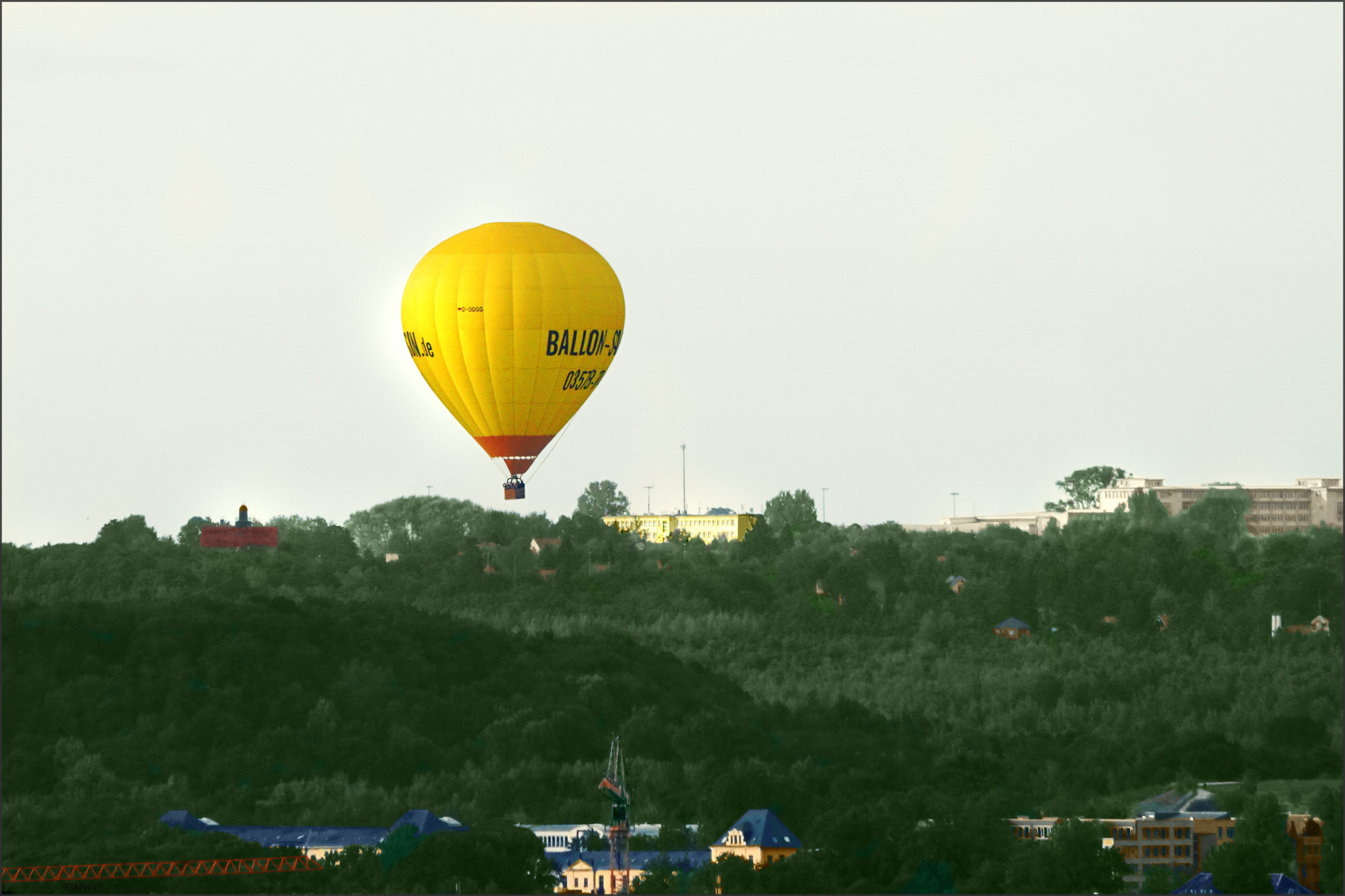 Gelber Ballon