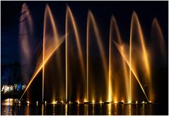gelbes Wasser