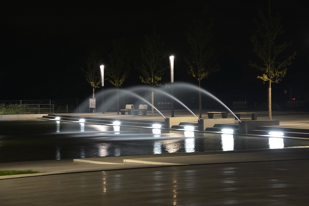 Gelderner Wasserfontänen bei Nacht