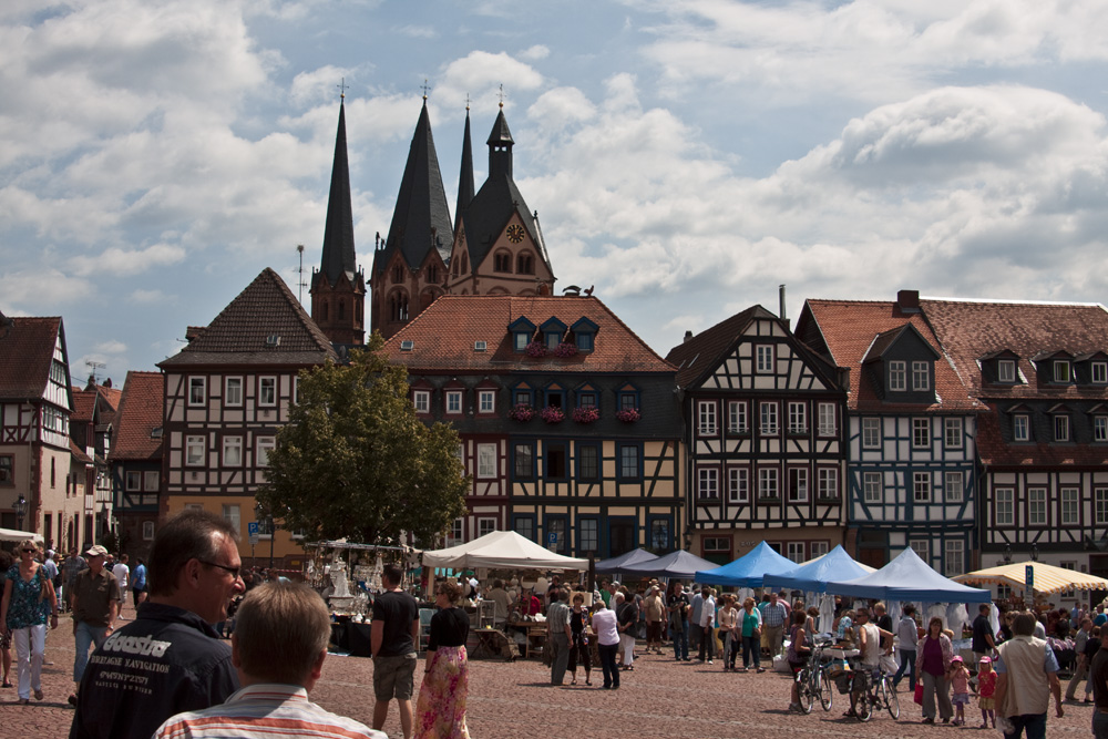 Gelnhausen am Obermarkt Jährlicher Antiquitätenmarkt