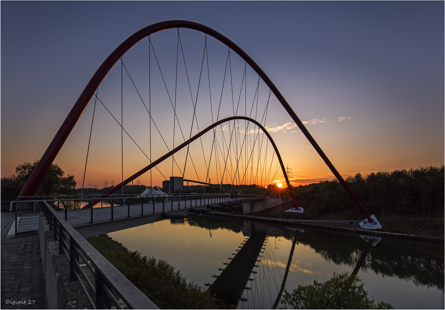 Gelsenkirchen Doppelbogenbrücke 2017-01